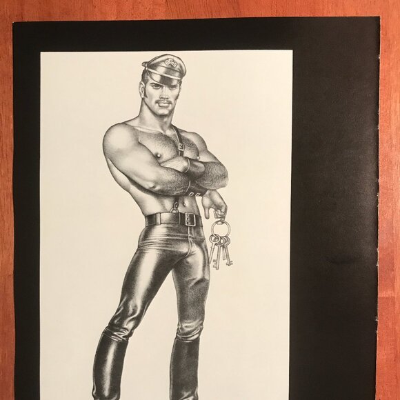 Art PagePrint from TOM of FINLAND Book Retrospective #1 1988 Jailer Keys Bi TF86 - Picture 1 of 3